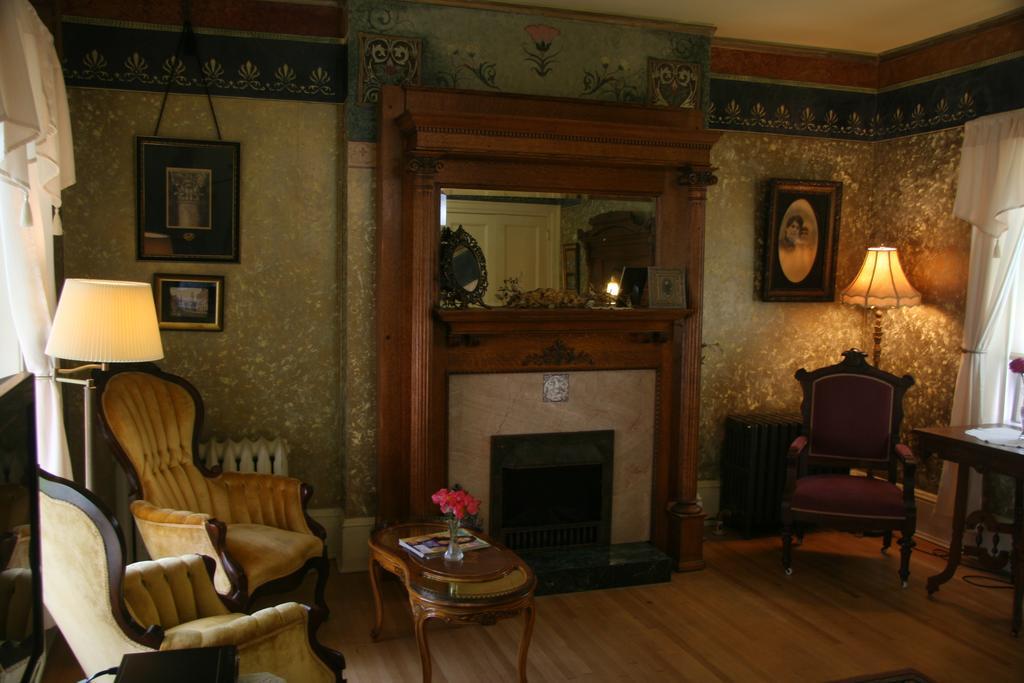ميلووكي The Brumder Mansion المظهر الخارجي الصورة
