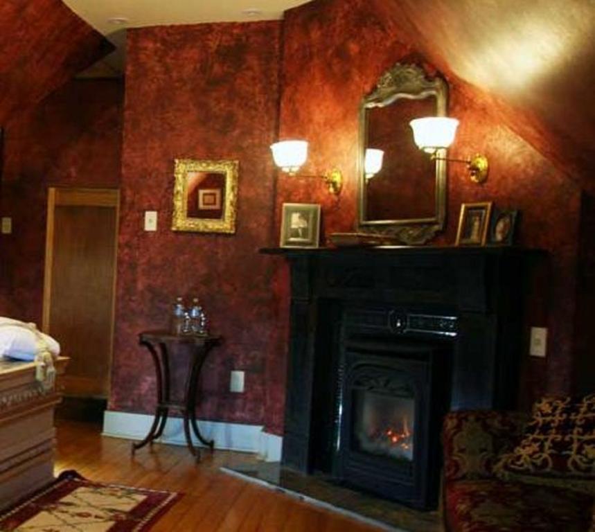 ميلووكي The Brumder Mansion الغرفة الصورة