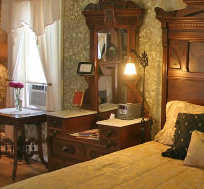 ميلووكي The Brumder Mansion الغرفة الصورة